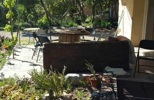 Sillans-la Cascade Cottage | Charming Provencal Stone Shed with Pool & Spa, Rated 9.8