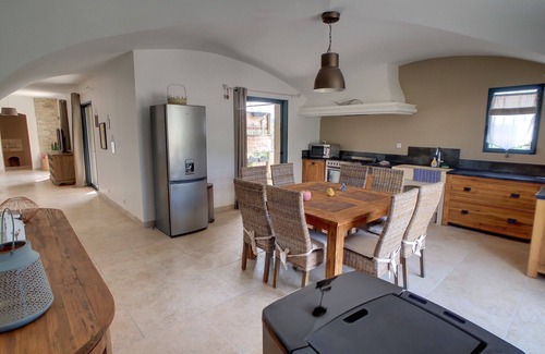 Saint-Nazaire Other | Idyllic Villa "Les Oliviers" with Private Pool & Garden
