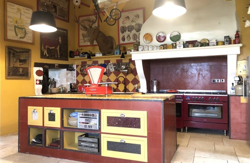 Oppede House | Experience Provence: Original House for 16 with Ocean View