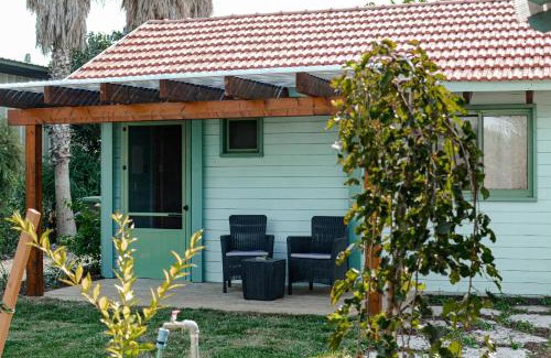 Kfar Baruch Cabin | Experience Provence in the Valley with Ocean View & Spa