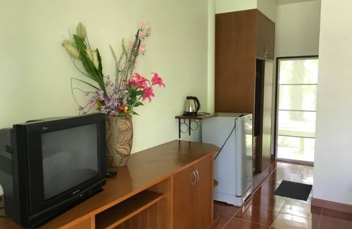 Pak Nam Hotel | Discover Pru Valley Thaley Tai Resort with Family-Friendly Amenities