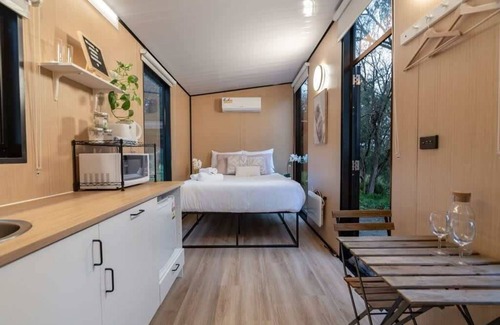 Garfield North House | Top-Rated Prunus Hideaway Summa with Family-Friendly Amenities