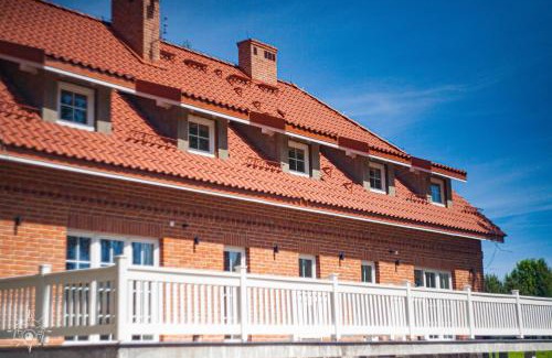 Pozezdrze House | Unwind at Przystań Piecek: 4-Star Oceanfront Retreat