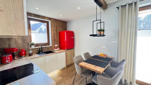 Jaworki Apartment | Discover Przystanek Jaworki: 4-Star Oceanfront Escape