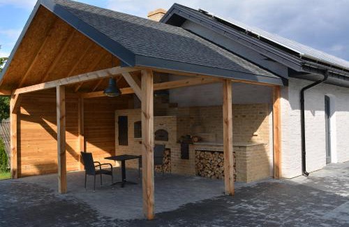 Piaski Apartment | Eco Pueblo: Pet-Friendly Retreat with Ocean Views