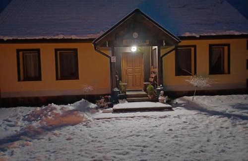 gmina Barwice House | Cozy PRZYSTANEK nowEKOprzywno with Ocean View & Pool