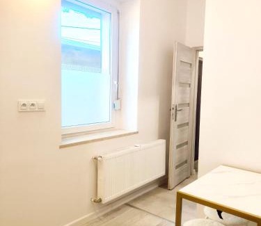 Proszkow Apartment | Przytulna kawalerka
