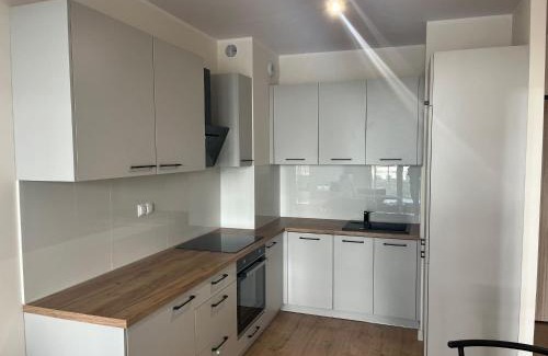 Nowy Dwor Mazowiecki Apartment | Przytulne mieszkanie dla 4 osób w centrum Nowego Dworu Mazowieckiego Modlin Airport