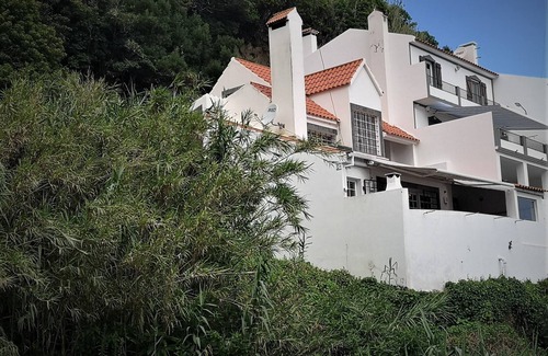 Ribeira Grande House | Scenic Holiday Home with Pool & Spa - Guest Rated 9.8