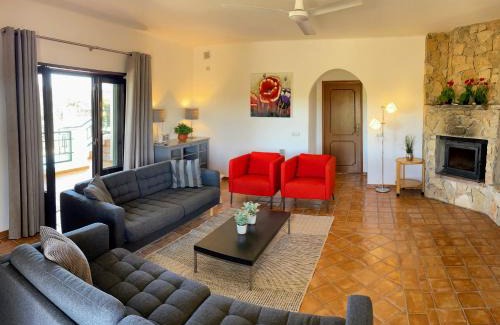 Fonte do Bispo Villa | Impressive Villa Metacasa by Portucasa: Pool & Family Friendly
