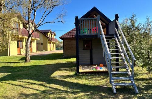 Ostrowo House | Ptasi Raj: Pet-Friendly Oceanfront Retreat with Pool