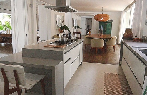 Cabore Villa | Elegant 5 Suites Home with Pool & Spa in Paraty