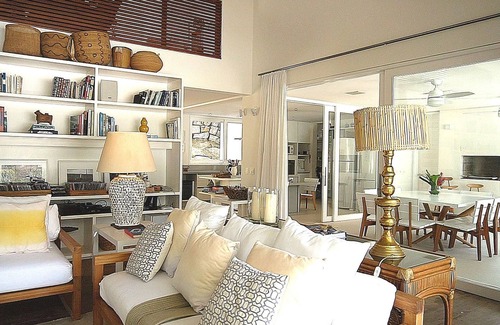 Cabore Villa | Elegant 5 Suites Home with Pool & Spa in Paraty