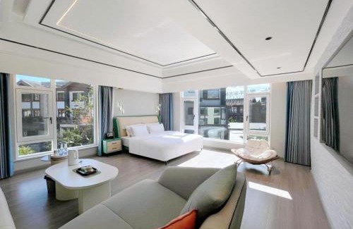 Pu'er House | Pu'er Jianquan Tea Rhythm Xianglan Smart Private Hot Spring Courtyard Resort B&B