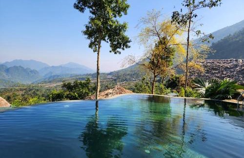 Pu Long Nature Reserve Hotel | Experience Pu Luong Paradise: Family-Friendly with Pool Access