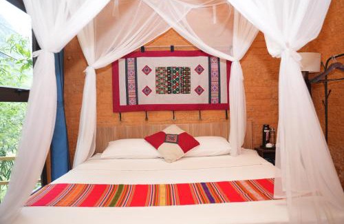 Pu Long Nature Reserve Cabin | Discover Pu Luong Riverside Lodge: Pet-Friendly Retreat