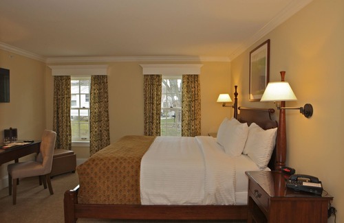 Sturbridge Resort | Historic Inn Experience at Publick House with Pool & Spa
