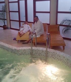 Nyzhnje Selyshche Hotel | Relaxing Retreat at Publo Spa Hotel with Hot Tub & Breakfast