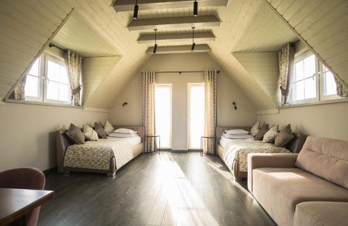 Nyzhnje Selyshche Hotel | Relaxing Retreat at Publo Spa Hotel with Hot Tub & Breakfast