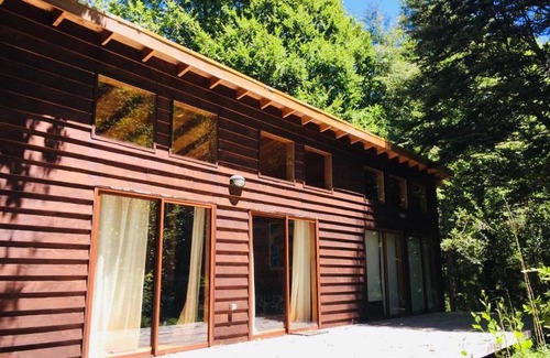 Palguin Alto House | Guest Rated 10/10: Casa Manke in Beautiful Pucón