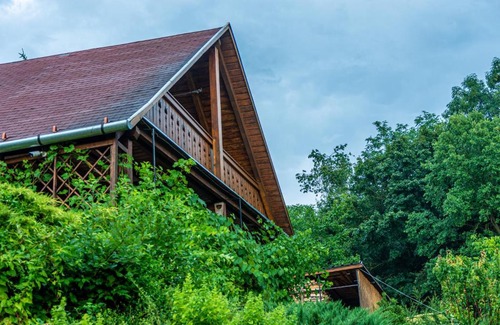 Perocseny House | Family-Friendly Getaway at Puckó: Rated 9.6/10!