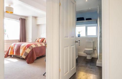 Shipston on Stour Bed & Breakfast | Eco-Friendly Puck's Retreat Bed & Breakfast - 10/10 Rated