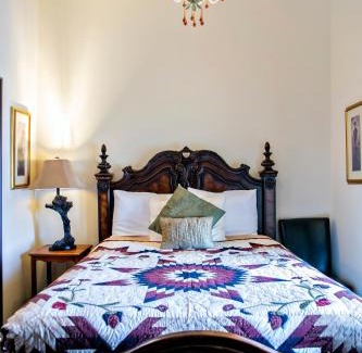 New Hamburg Hotel | Relax at Puddicombe House: 4-Star Spa and Family-Friendly Stay