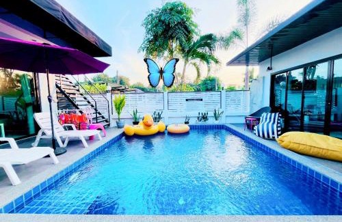 Cha-am House | Relax at Pudpichaya Pool Villa with Oceanfront Views