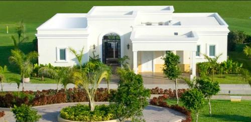 Cerritos Resort | Elegant Pueblo Bonito Emerald Villas & Spa: 5-Star Retreat