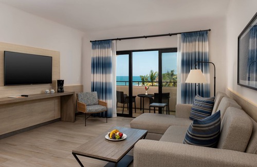 Zona Dorada Resort | Relax at Pueblo Bonito Mazatlan - All Inclusive Resort