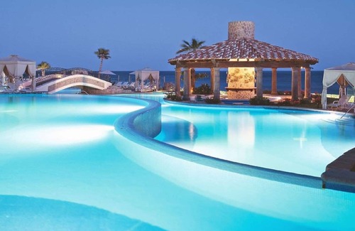 Sunset Beach Resort | Experience Oceanfront Bliss at Pueblo Bonito Sunset Beach