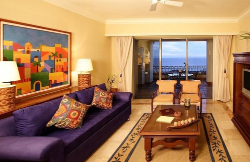 Sunset Beach Hotel | Pueblo Bonito Sunset Beach Executive Suite - Sleeps 6, 7 nights/8 days