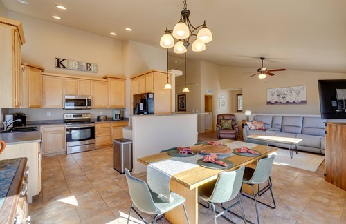 Pueblo West House | Top-Rated Pikes Peak View Home with Hot Tub & Spa