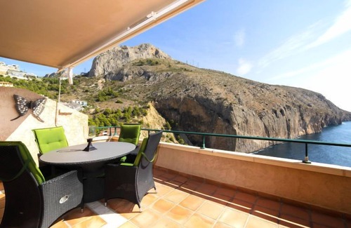 Pueblo Mascarat Apartment | Beachside Retreat at Pueblo Mascarat by Interhome - 9.2/10