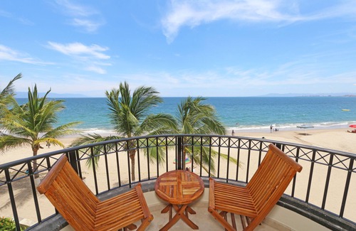 Colonia 5 de Diciembre Condo | Experience PUERTA AL MAR: Direct Ocean Views & Pool Access
