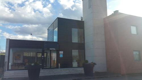 Puente San Miguel Hotel | Experience Relaxation at Puerta de Santillana Hotel