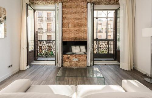 Sol Apartment | Exceptional Puerta Del Sol City Center II - Family Welcome