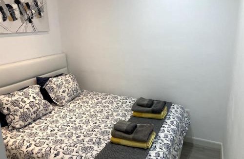 Los Mojones Apartment | Cozy Poolside Apartment in Puerto Del Carmen with Ocean View