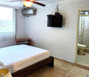 Tonsupa Apartment | Puerto Sebastian Piscina y Playa