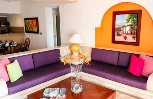 Puerto Vallarta Resort | Relax at Puerto Vallarta Beach Resort with All-Inclusive Perks