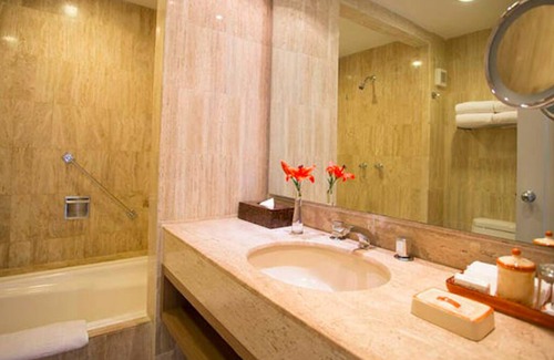 Puerto Vallarta Resort | Relax at Puerto Vallarta Beach Resort with All-Inclusive Perks