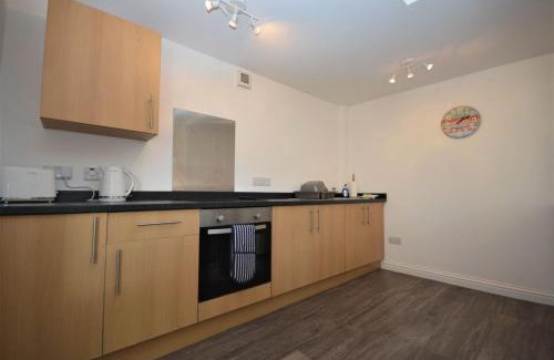 Tobermory House | Cozy Puffin Apartment: Family-Friendly Retreat with Great Reviews