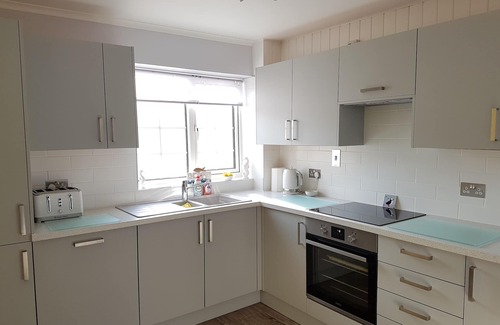 Portreath Cottage | Puffin Cottage: Ideal for Couples and Families in Cornwall