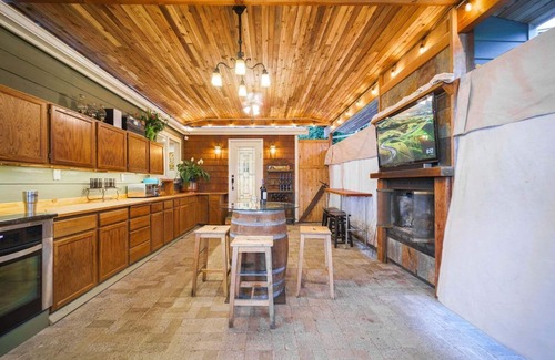 Northeast Tacoma House | Premier 3 Bedroom Smart Home with Ocean View & Hot Tub