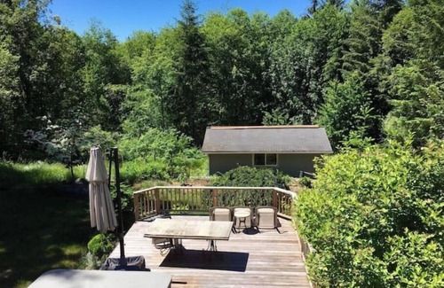 Seabeck House | Experience the Puget Sound Retreat with Ocean Views & Spa