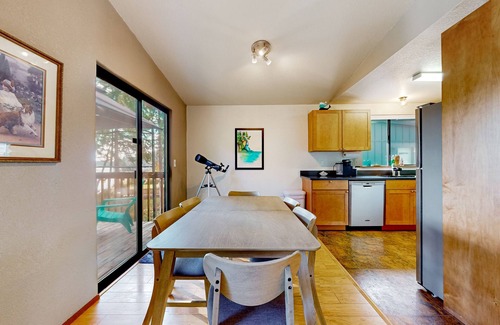 Grapeview House | Dog-Friendly Waterfront Retreat with Direct Beach Access