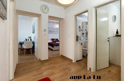 Pula Apartment | Family-Friendly Stay at Pula Centar A1 LaLu with Free Garage