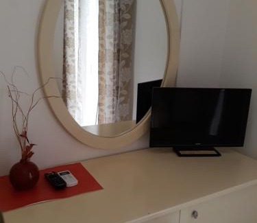 Limni Hotel | Pet-Friendly PULADES RESORT with Pool and Breakfast Included