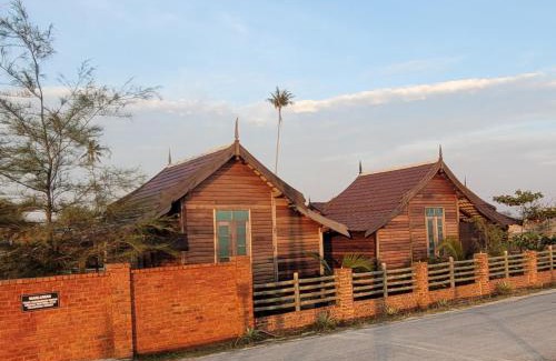 Setiu Resort | Relaxing Pulang Resort with Private Beach & Ocean Views