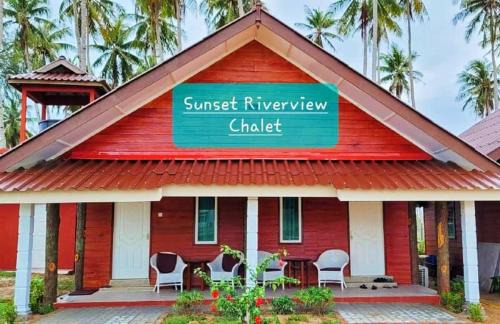 Setiu Resort | Relaxing Pulang Resort with Private Beach & Ocean Views